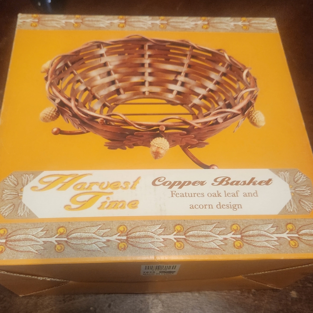 Harvest Time Copper Basket - Oak Leaf & Acorn Design